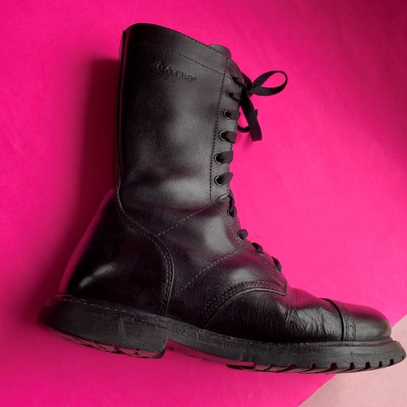 BATES  leather boots
